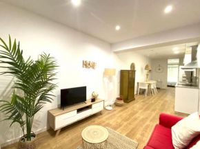 Lovely New apartment 20 minutes from Barcelona center., Barcelona